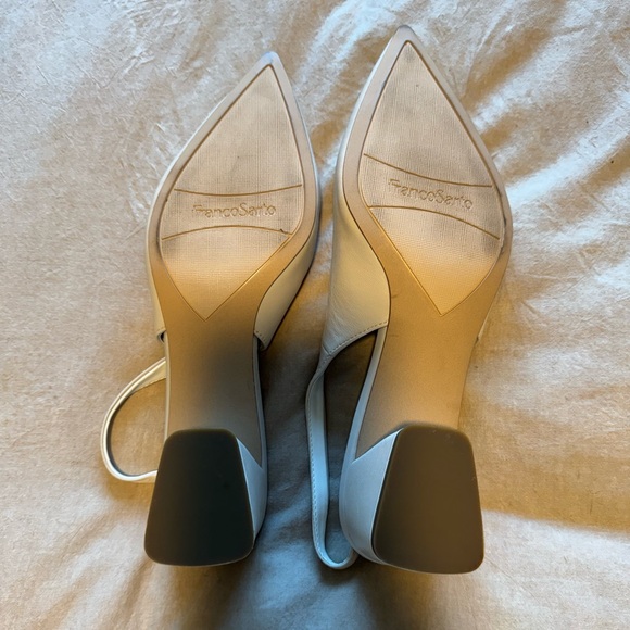 Franco Racer White Slingback Heels - Size 10 - Picture 4 of 7
